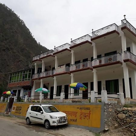 Hotel Inder Place Uttarkāshi Екстериор снимка
